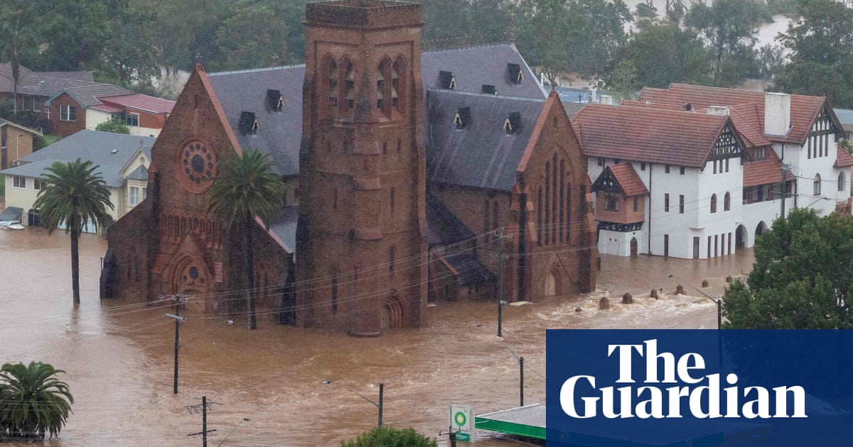 Flood inquiry finds serious failures by agencies and calls for Resilience NSW to be scrapped