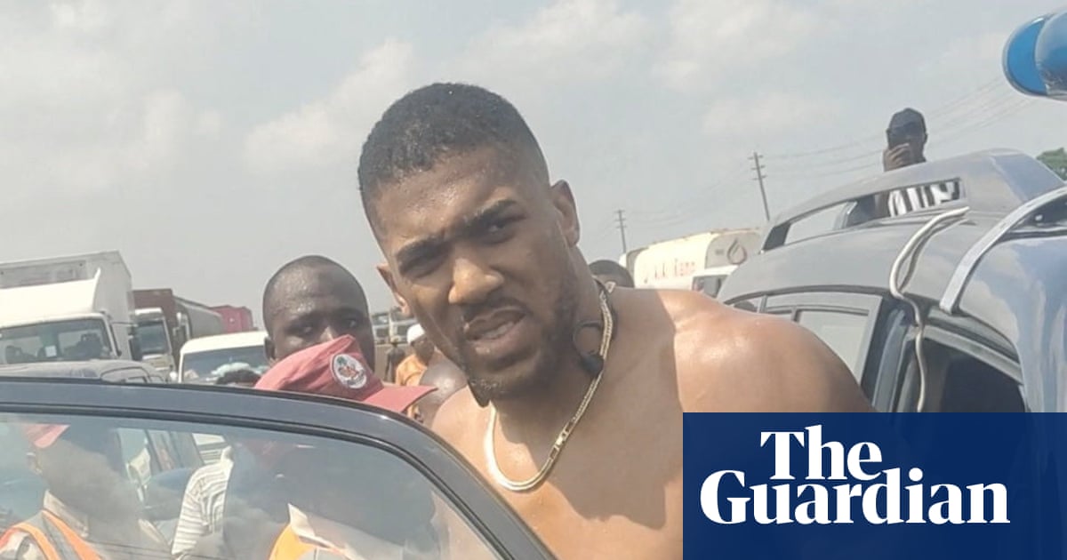 Anthony Joshua discharged from hospital in Nigeria after car crash