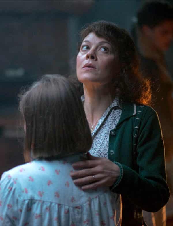 Helen McCrory in The Woman in Black: Angel of Death, 2014.