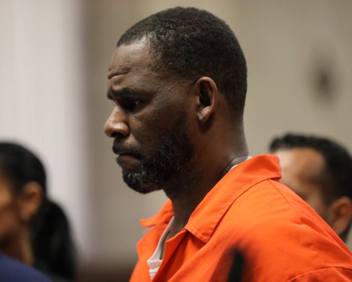 R Kelly formally appeals to Donald Trump to commute his 31-year prison sentence