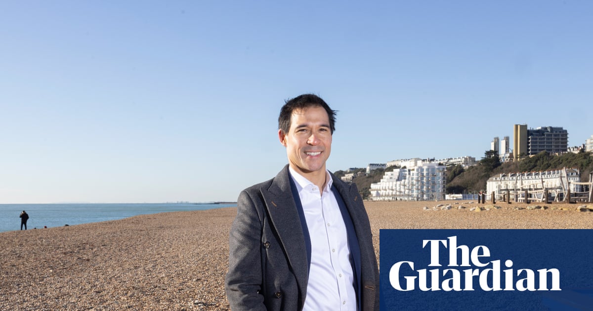 It's wrong': the Labour MP speaking out against the party's asylum policy