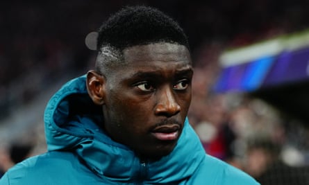 Randal Kolo Muani seems to be being phased out by his manager.