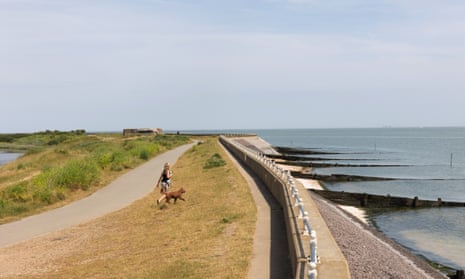 Gunners Park and Shoebury Ranges nature reserve runs parallel to the coast path near the start of the walk.