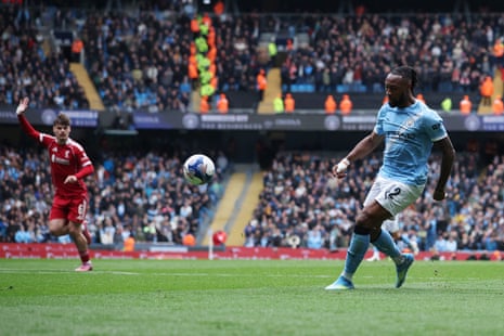 Antoine Semenyo scores