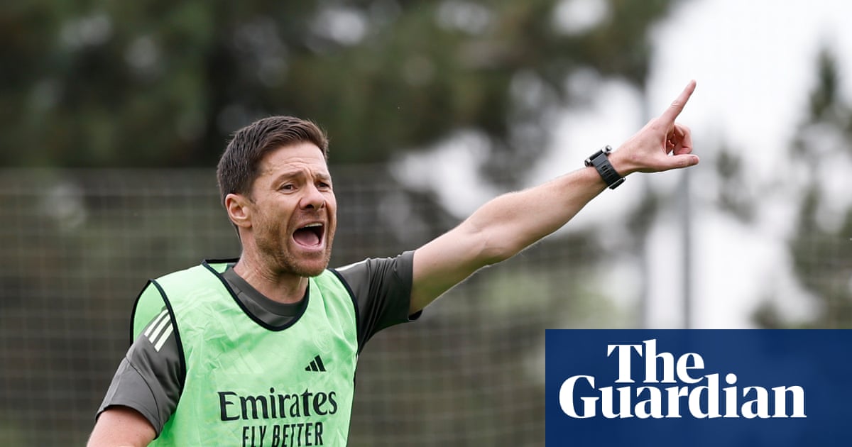 Xabi Alonso earns backing of Chelsea players as talks with club progress
