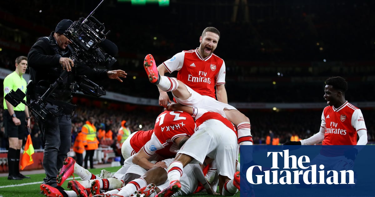 Mustafi admits he found it difficult at Arsenal but says he never gave up