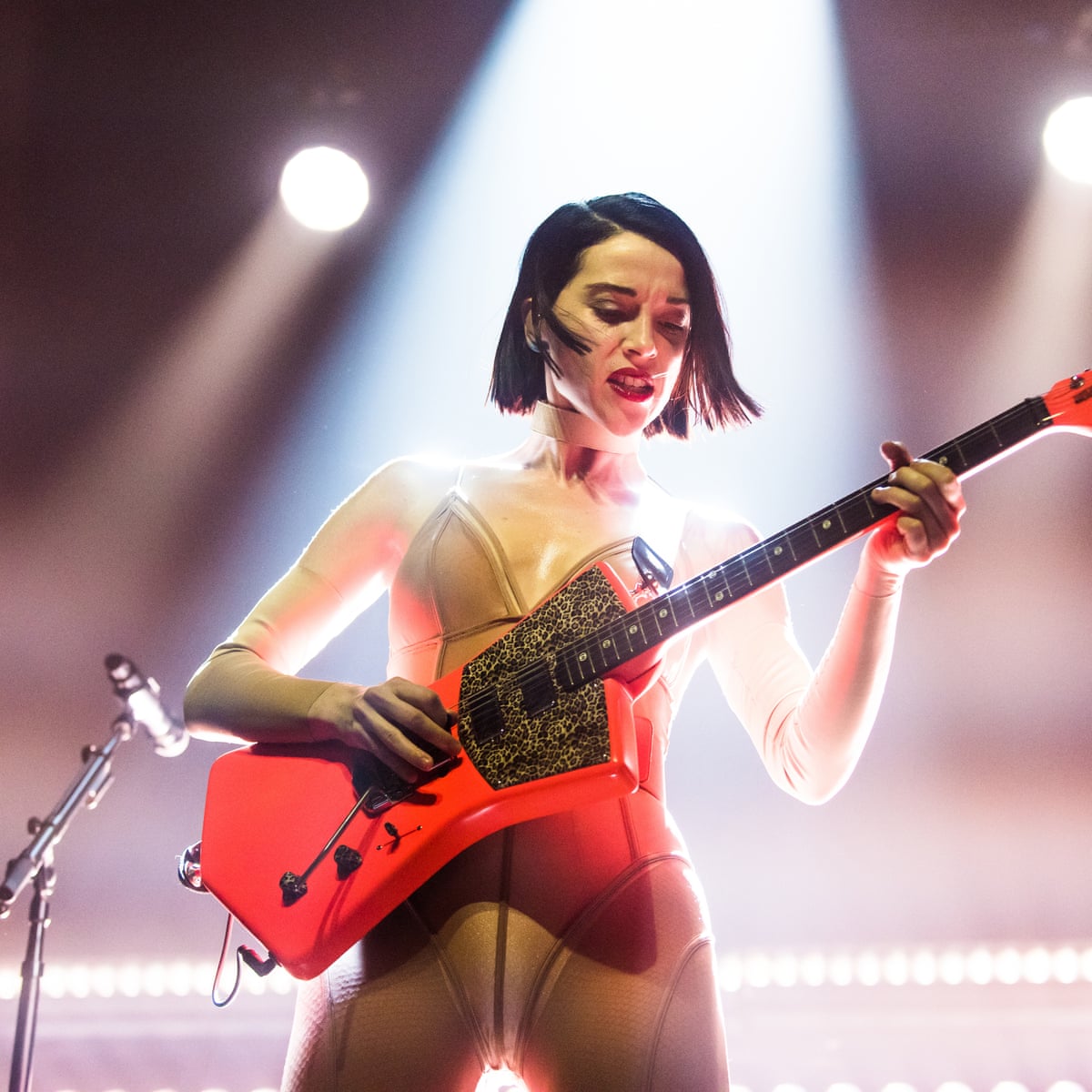 St Vincent Review Naked Thrills And Dark Disco St Vincent The Guardian St Vincent Review Naked Thrills And Dark Disco St Vincent The Guardian