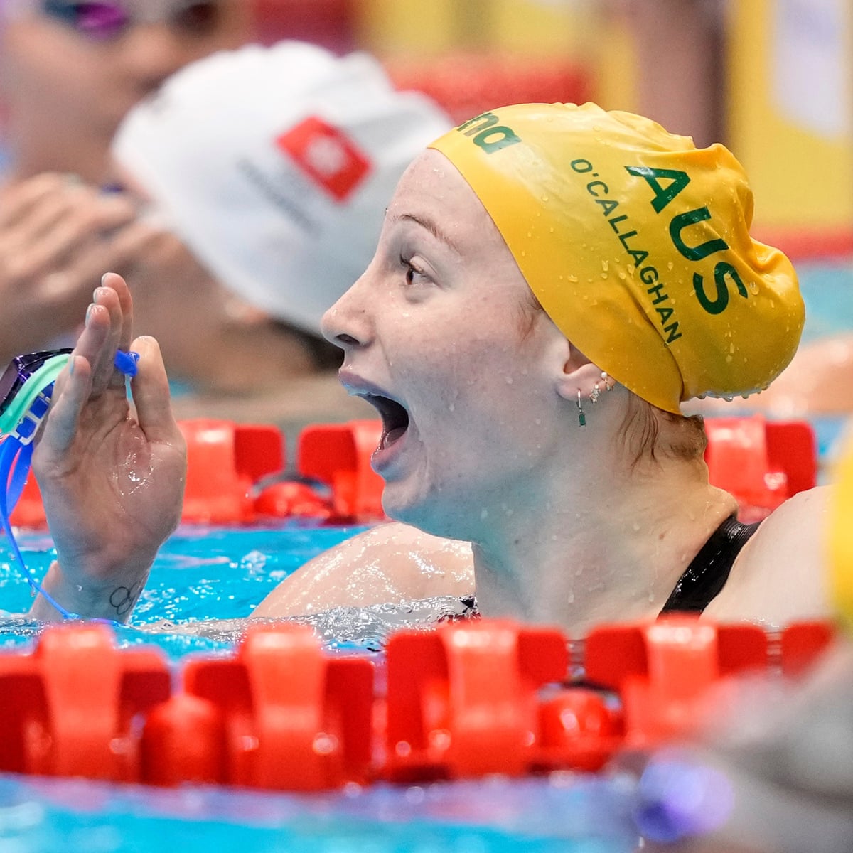 Mollie O'Callaghan breaks 200m freestyle swimming world record | Swimming | The Guardian