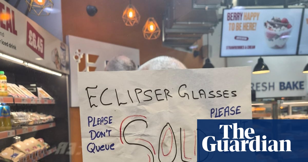 WhatsApp ‘drops’, price hikes and queues in scramble for solar eclipse specs