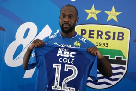 Carlton Cole failed to score a single goal for Persib Bandung, whose manager said playing with the No9 was akin to playing with 10 men.