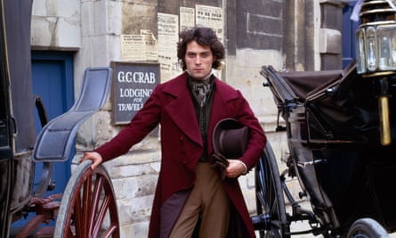 Rufus Sewell dans le rôle de Will Ladislaw dans l'adaptation télévisée de Middlemarch en 1994.