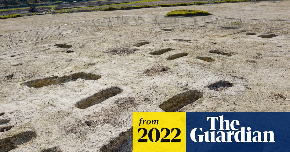 ‘Stunning’ Anglo-Saxon burial site found along HS2 route
