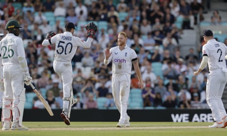 Stokes celebrates with Foakes after taking the wicket of Rabada.