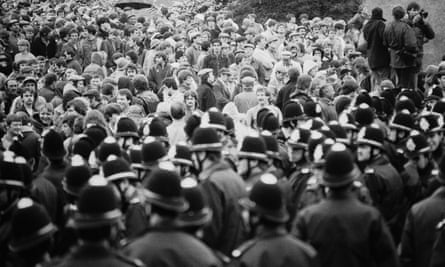 Striking miners and police at Orgreave colliery in June 1984.