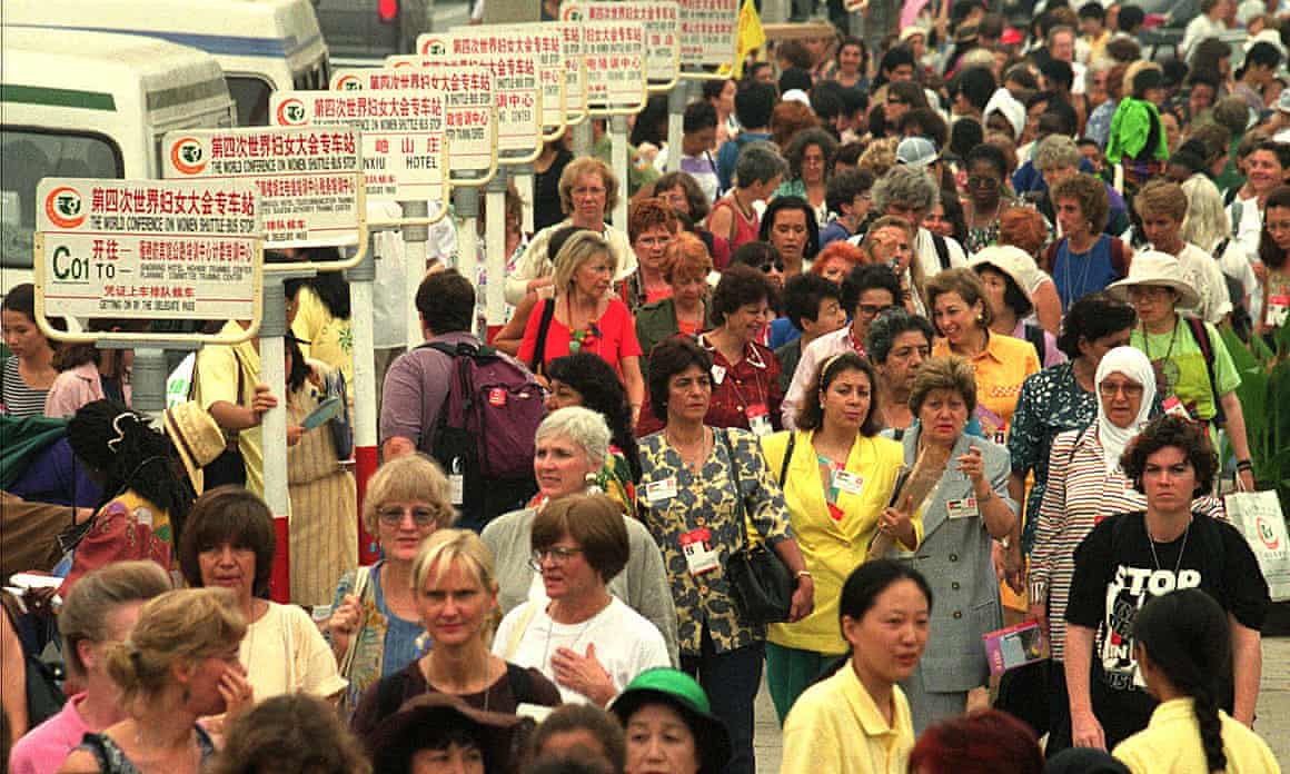 Delegates arrive at the NGO Forum on Women in Huairou on 31 August 1995