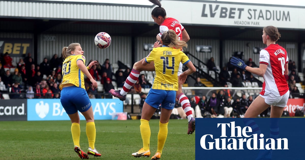 Arsenal extend lead at top of WSL despite late Birmingham scare