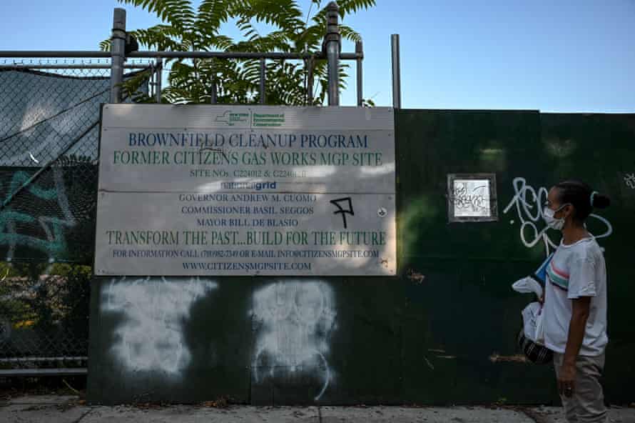 A construction wall near the former Citizens manufactured gas plant site alongside the Gowanus Canal.