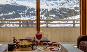 Petit déjeuner à La Grange aux Fées (Valmorel)