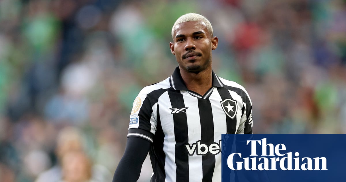 Nottingham Forest go back to Botafogo for left-back Cuiabano