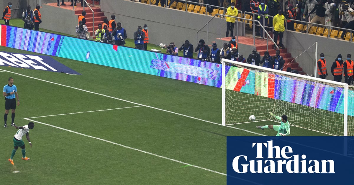 Egyptian FA accuse Senegal fans of racism after World Cup playoff defeat