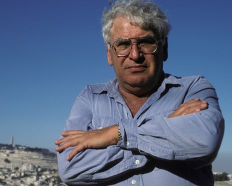 Portrait de Meron Benvenisti<br>Portrait de l'écrivain Meron Benvenisti en août 1995 à Jérusalem, Israël. (Photo by Esaias BAITEL/Gamma-Rapho via Getty Images)