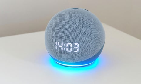 Echo Dot with clock ,5th generation,2022 release with Alexa! NEW UK  Stock
