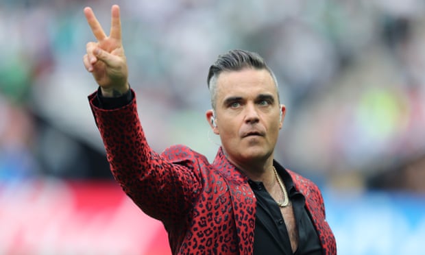 Robbie Williams performing at the 2018 World Cup.