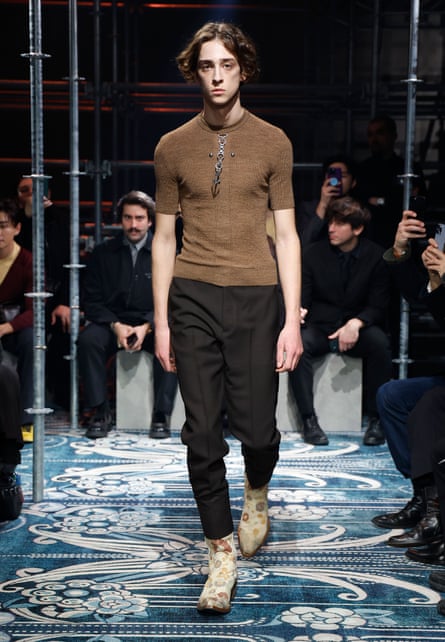Prada show, Runway, Autumn Winter 2025, Milan Fashion Week Men’s, Italy - 19 Jan 2025Mandatory Credit: Photo by REX/Shutterstock (15105230g) Model on the catwalk Prada show, Runway, Autumn Winter 2025, Milan Fashion Week Men’s, Italy - 19 Jan 2025