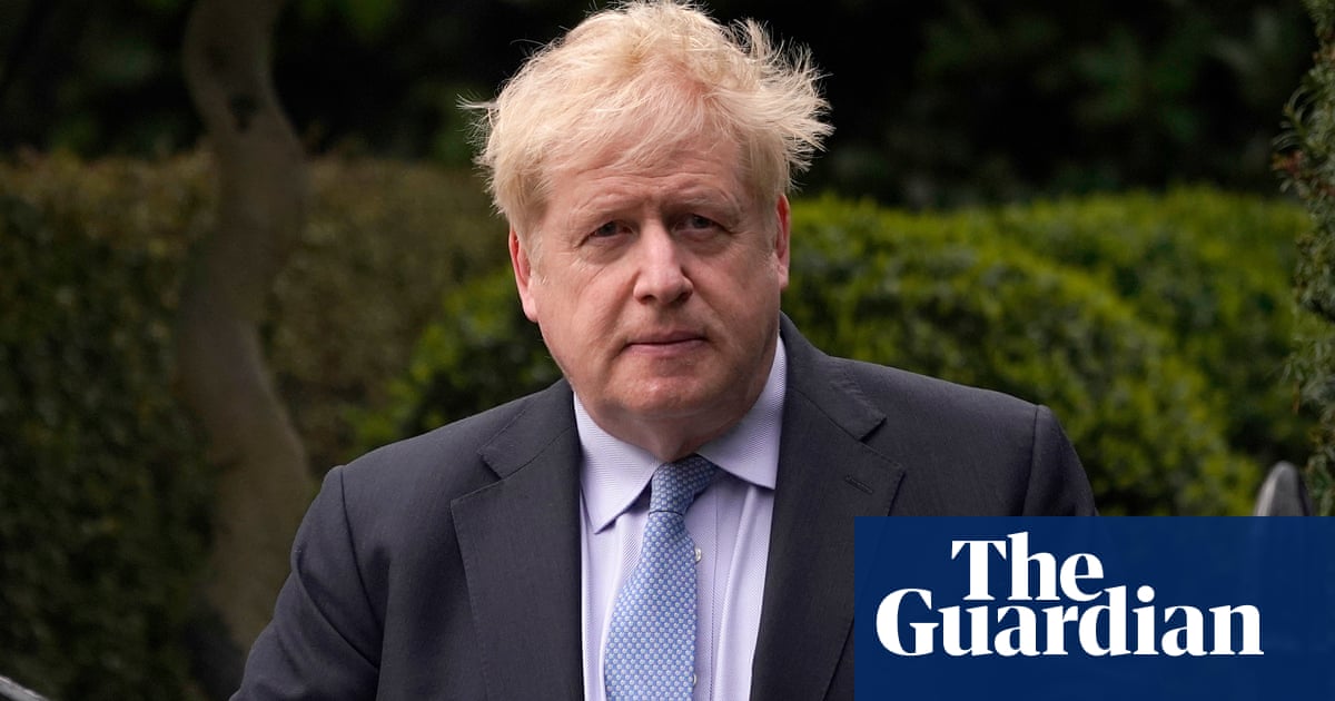 covid-inquiry-boris-johnson-hands-over-whatsapps-and-notes-to-cabinet-office