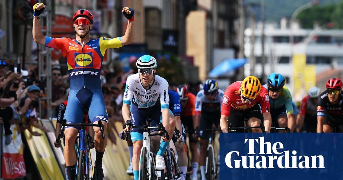 Jonathan Milan surges to stage win in Criterium du Dauphine and snatches lead from Pogacar