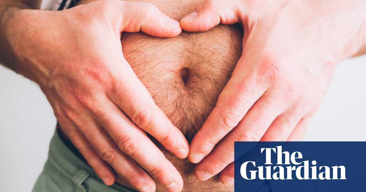 Уплътнена мръсотия мъртва кожа и други остатъци могат да образуват