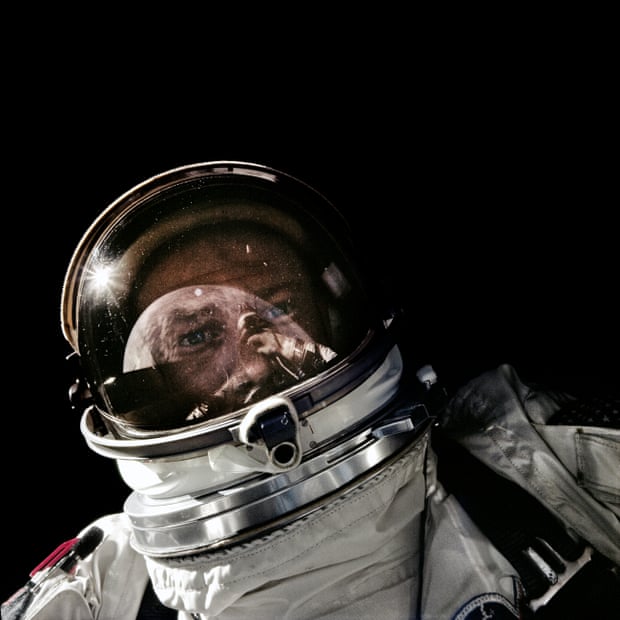 Gemini XII November 11–15, 1966 Buzz Aldrin takes the first selfie in space.