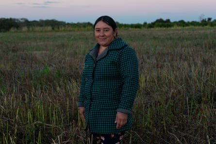 Mabel Sánchez is president of Oñondive, the Oñoirũ women’s committee that is undertaking a project to cultivate poha ñana – medicinal plants in the Guarani language. The goal is to export these plants and use them to make their own products.