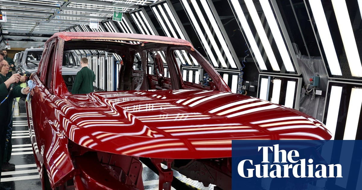 Business secretary to visit Jaguar Land Rover as shutdown extended by a week