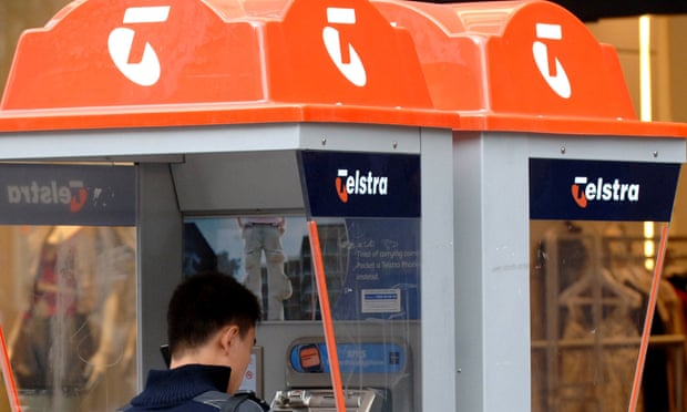 Telstra pay phone