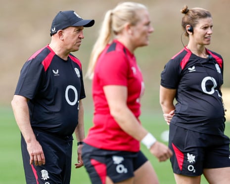 Shaun Edwards (left) with fellow coach Sarah Hunter and player Alex Matthews
