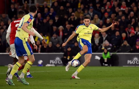 Ross Stewart fires home to give Southampton the lead.