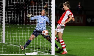 Vivianne Miedema knocks the ball over the line for Arsenal's third goal.