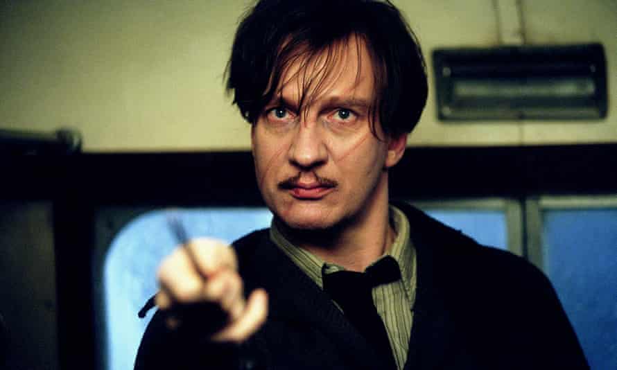 Thewlis in Harry Potter and the Prisoner of Azkaban.