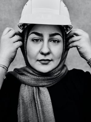 Zeynep K, a construction industry worker