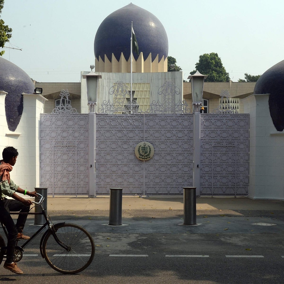 Pakistan Recalls Envoy From India In Ding Dong Over Harassment Claims India The Guardian Pakistan Recalls Envoy From India In Ding Dong Over Harassment Claims India The Guardian