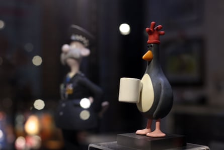 Feathers McGraw and CI Mackintosh stop-motion puppets in a display cabinet.