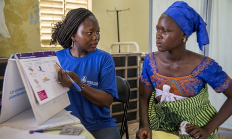 A mobile clinical outreach team in Senegal from Marie Stopes International, one of the organisations the Netherlands aims to continue funding through an international effort.