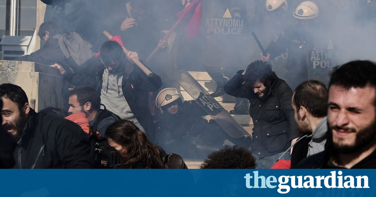 Greece strikes cause transport chaos and healthcare delays