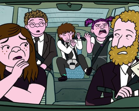 Lisa Edelstein as Naomi Schwartz, Ben Feldman as Avi Schwooper, Max Greenfield as Yoshi Schwooper, Abbi Jacobson as Shira Schwooper and Paul Reiser as Elliot Cooper in Long Story Short.