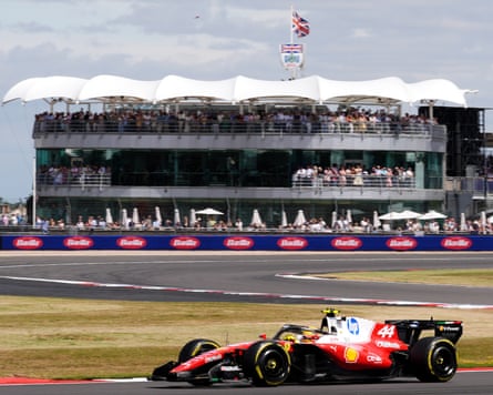 Lewis Hamilton successful action