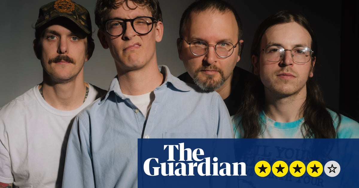 Hotline TNT: Raspberry Moon – melodías de amor que brillan entre la ...