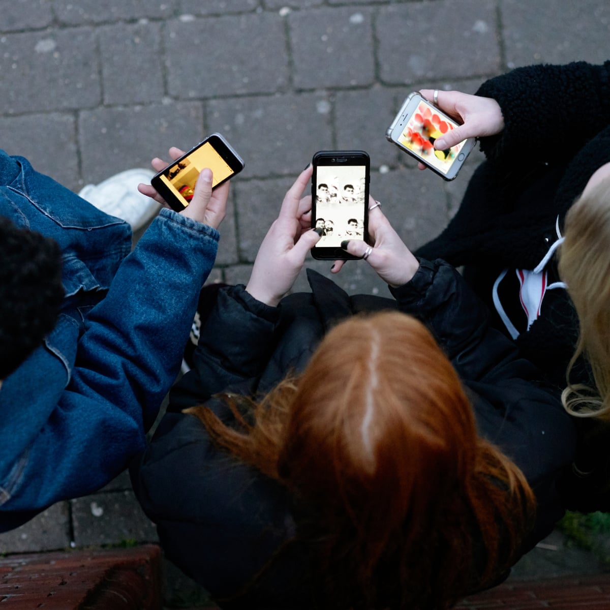 Rishi Sunak considers curbing social media use for under-16s | Social media | The Guardian