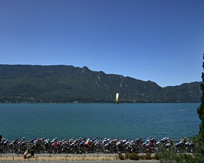 Tour de France 2026: Stage 17 Underway from Chambéry