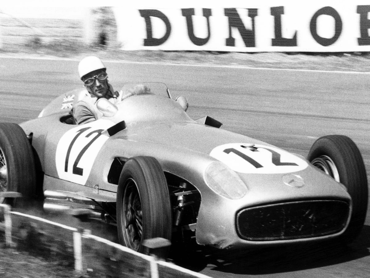 Modellini auto FORMULA 1 F1 Mercedes W196 MOSS Brumm 1955 scala 1:43 diecast - Arcadia Modellismo Modellini auto FORMULA 1 F1 Mercedes W196 MOSS Brumm 1955 scala 1:43 diecast - Arcadia Modellismo